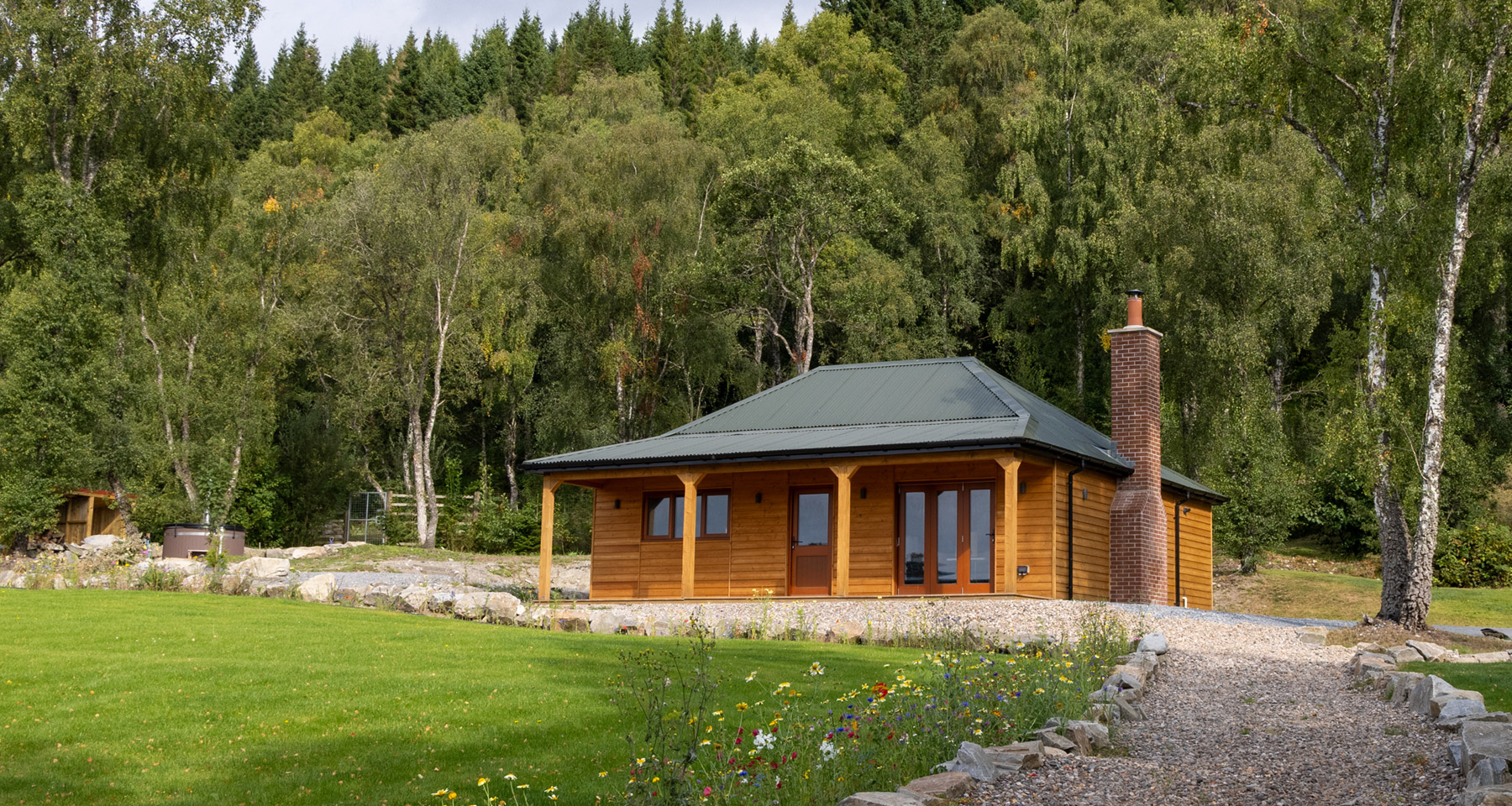 Schiehallion House Banner 04